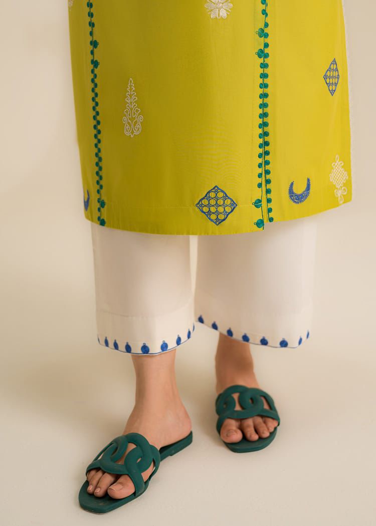 NEW ARRIVAL'S SUMMER LAWN COLLECTION 2025